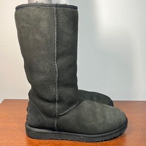 UGG Australia Genuine Sheepskin Classic Tall Boots Women’s Size 9